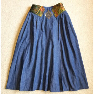 VINTAGE Y2K Womens Jean Skirt-INFO-USA-blue chambray tapestry/embroidery BOHO-6